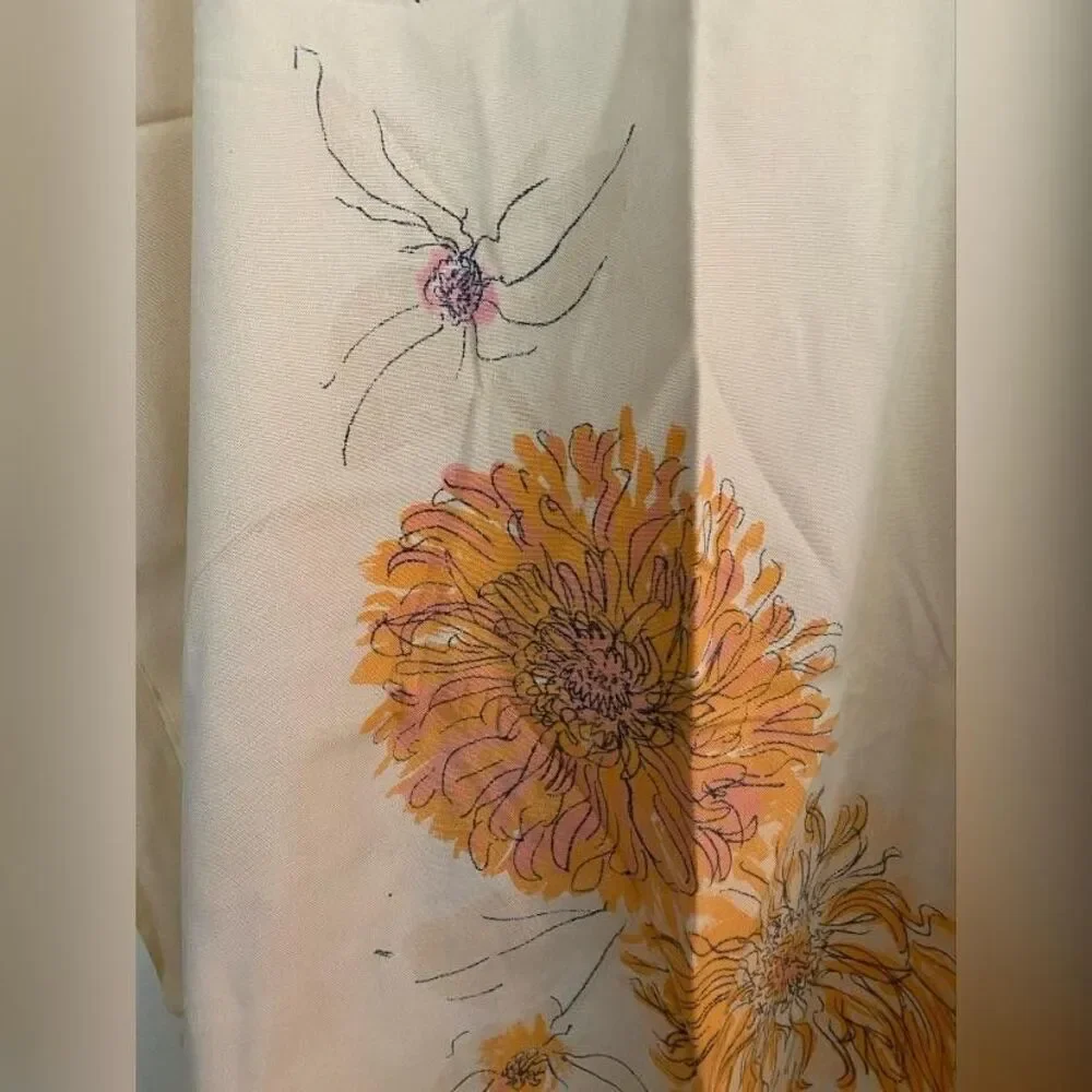 Beige Chrysanthemum Floral Spiders Tablecloth 80x60” Home Decor Retro